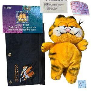 Mead Garfield Zipper Pouch and Garfield Plush 2-PC Bundle